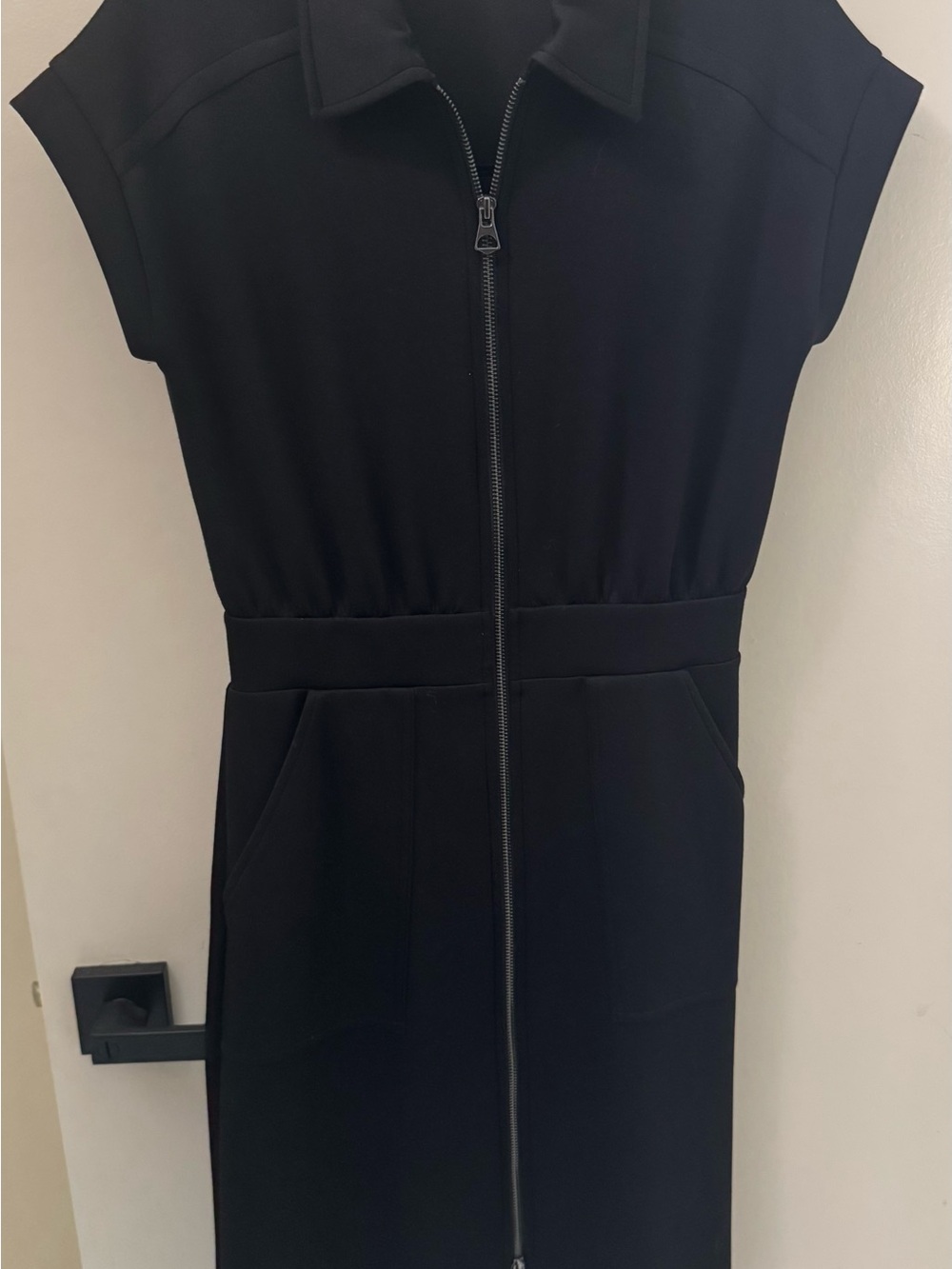Simply Vera Vera Wang Black Zip-Front Knit Dress Cap Sleeves